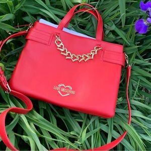 ❤️ Moschino Red Heart Chain Purse Satchel Handbag